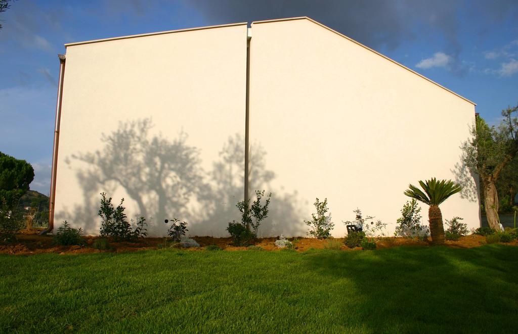 Hotel Uliwood Caltanissetta Exteriér fotografie